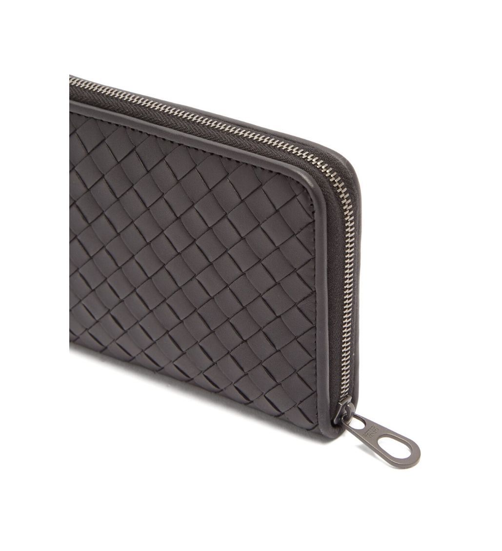 Intrecciato Zip around Black Leather Wallet - Image 5